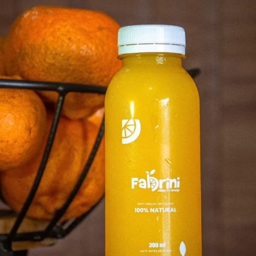Garrafa de suco de laranja Fabrini de 300 ml